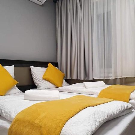No Stress Panzio-Pizzeria-Sporttabor Bed & Breakfast Harkány Dış mekan fotoğraf